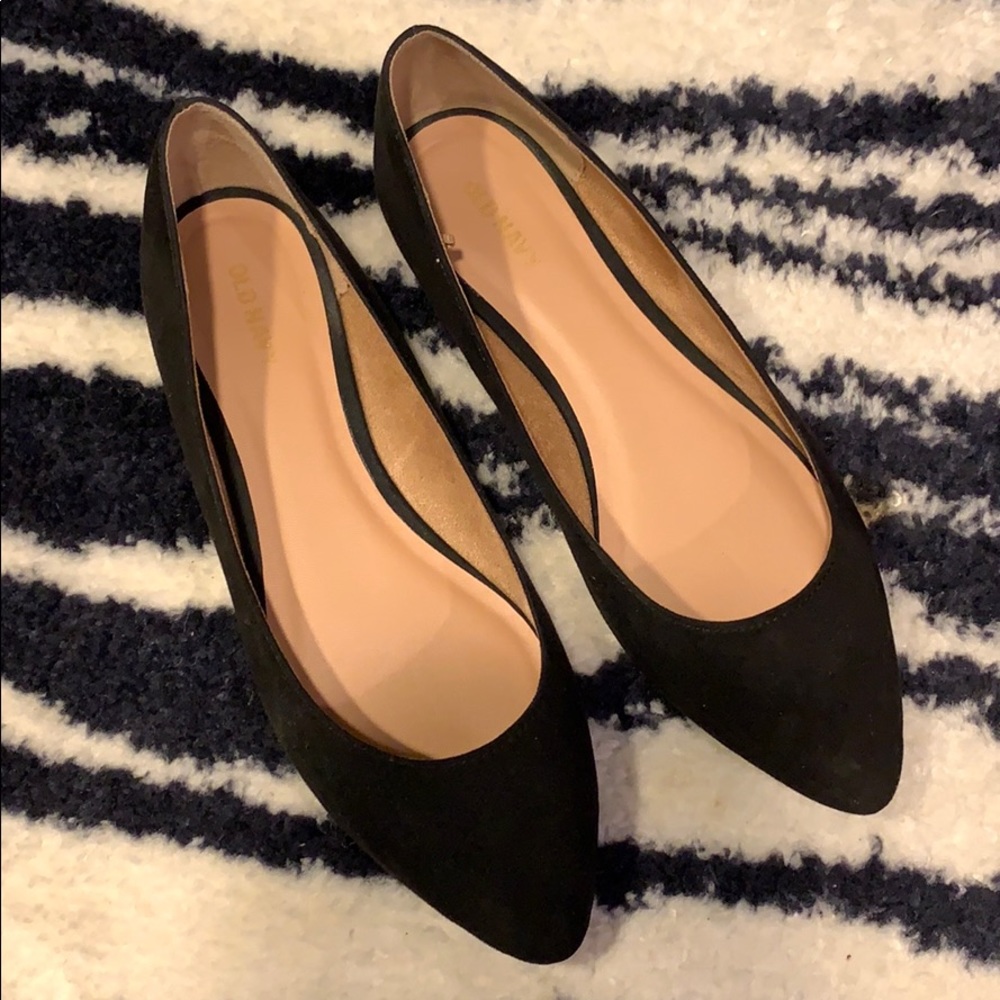 Ballet flats